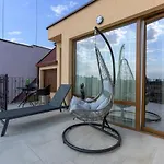 شقة Sunset Terrace *